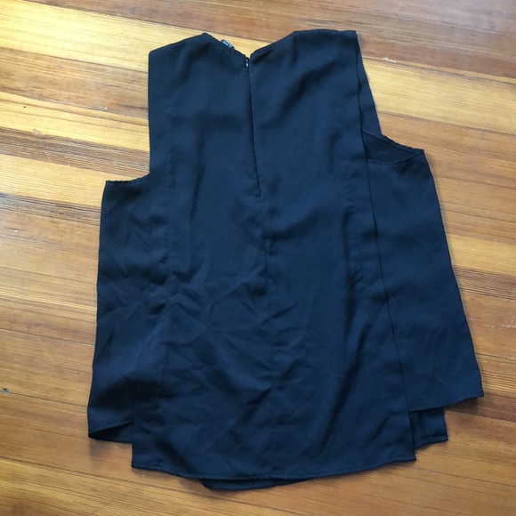 Versatile Forever 21 sleeveless black blouse - Picture 2 of 5